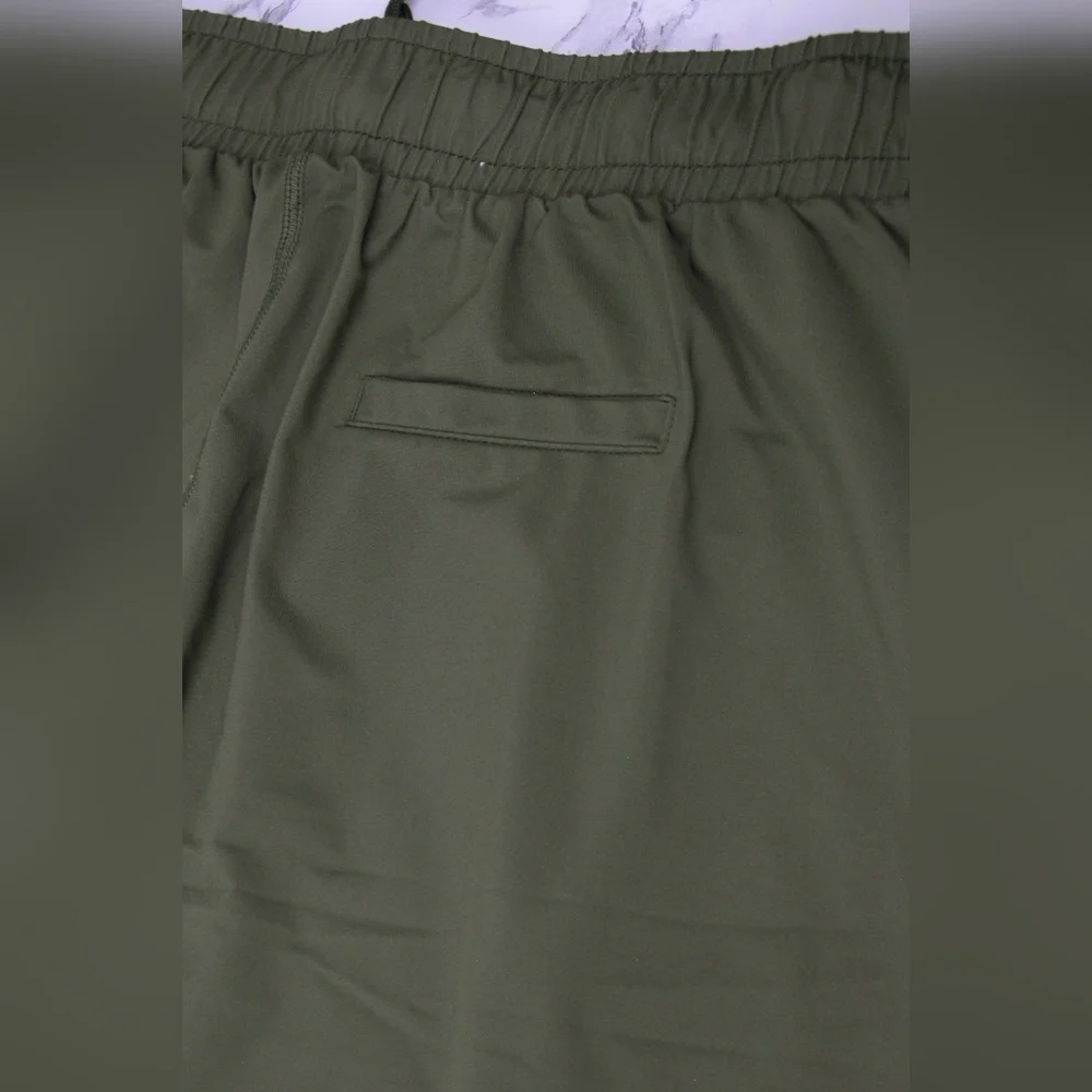 Green Zyia Joggers Size Medium - Picture 3 of 9